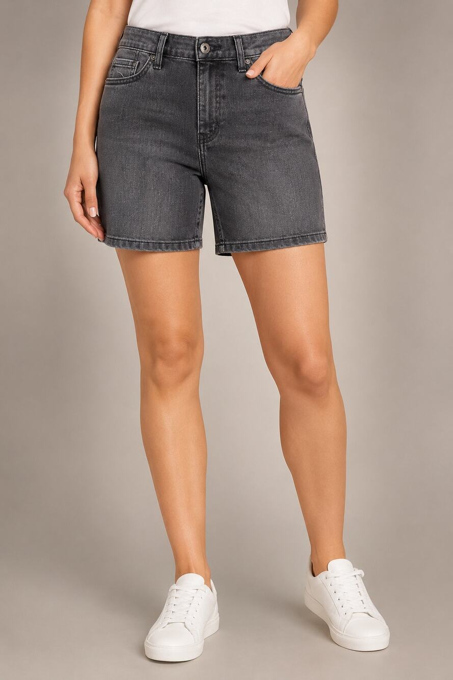 LR3803 Eddie Bauer Boyfriend Mid Rise Slim Womens Size 4 Black Denim Shorts